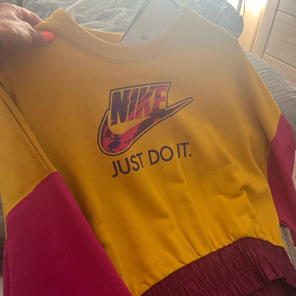New sweat never worn